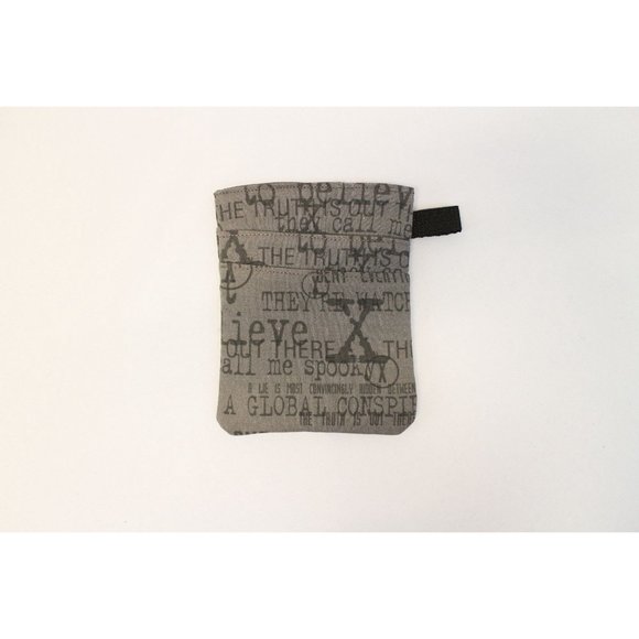 X-Files Scrub POCKET Insert, Organizer & Protector for Nurses, Doctors - Picture 4 of 4